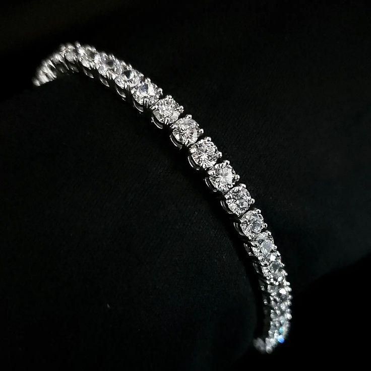 Eternal Spark – Diamond Tennis Bracelet